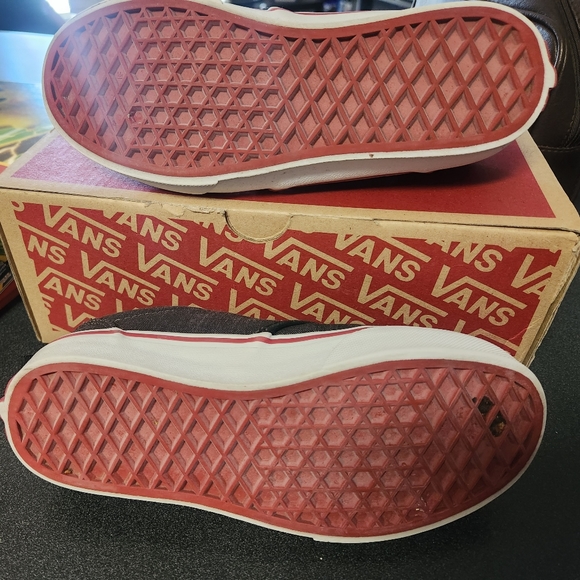 Van Sneakers for Boys - Picture 3 of 4